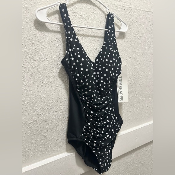Trimshaper Jean One Piece Black with Polka Dots NWT Size 8 - Picture 5 of 9